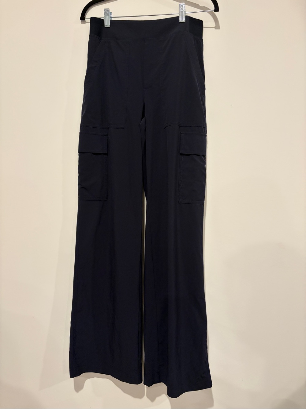 Athleta Size 4 Tall Navy Brooklyn Heights High Rise Wide Leg Cargo Pants 4T